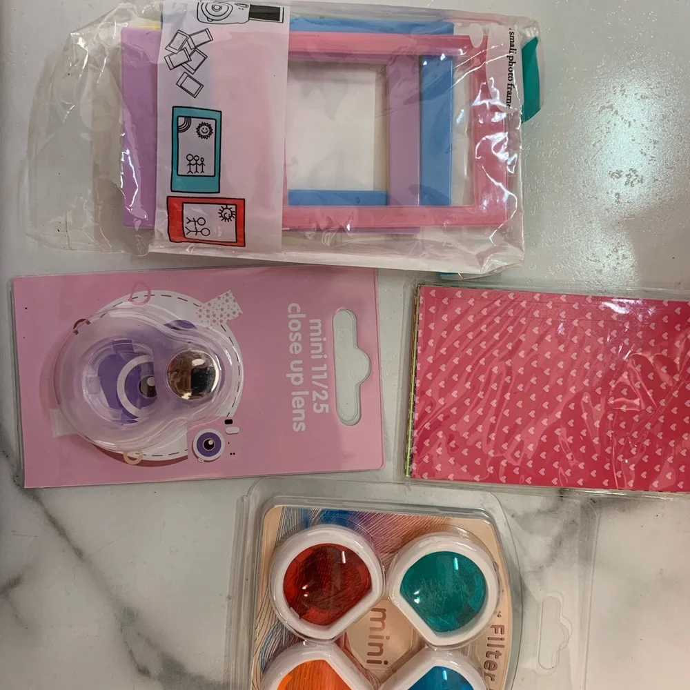 InstaMini 11 with case, film and accessories